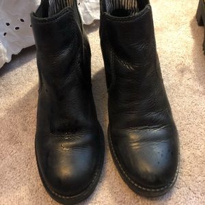Black L.L. Bean Chelsea Boot